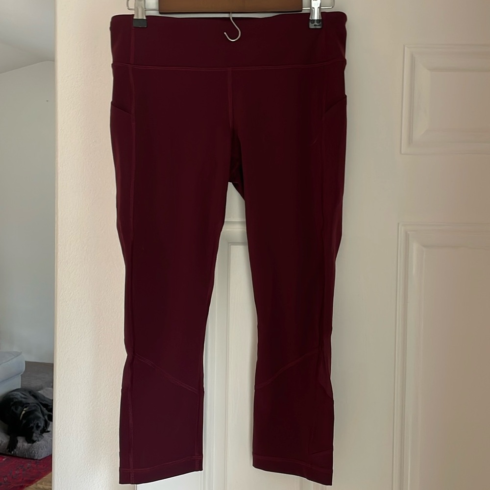 Lululemon women’s capri leggings
